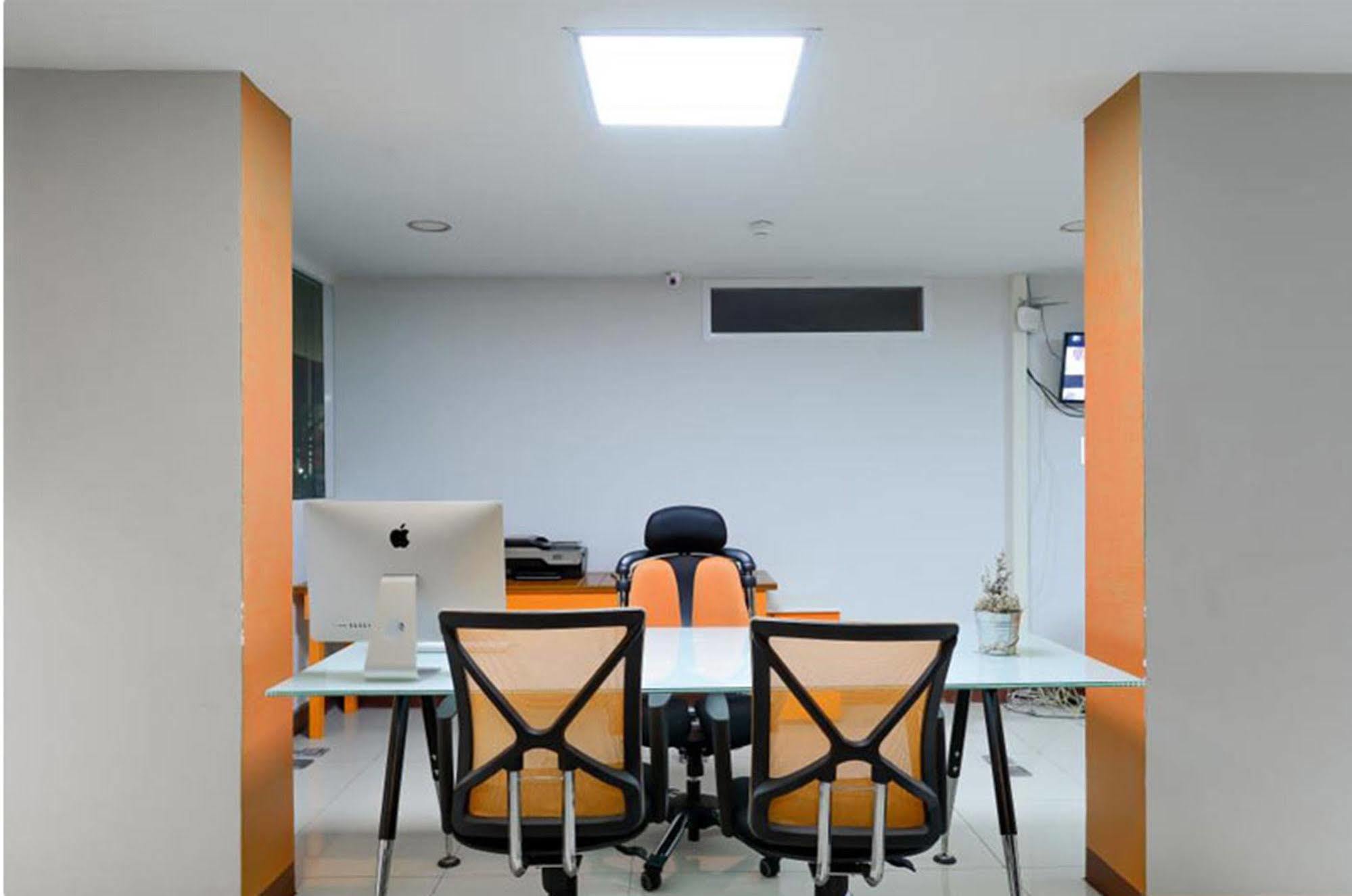 Oyo 460 Int Place Μπανγκόκ Εξωτερικό φωτογραφία