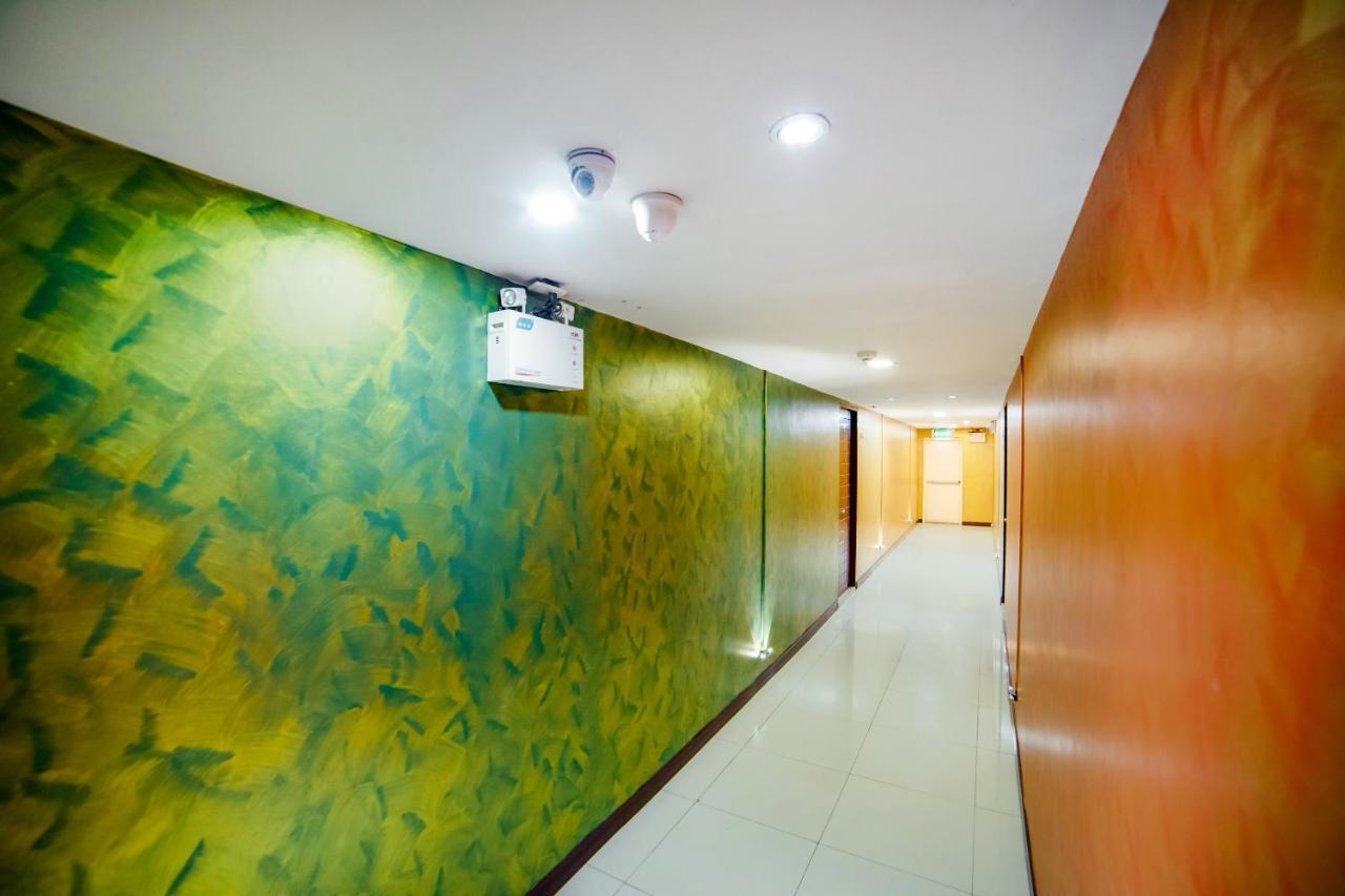 Oyo 460 Int Place Μπανγκόκ Εξωτερικό φωτογραφία